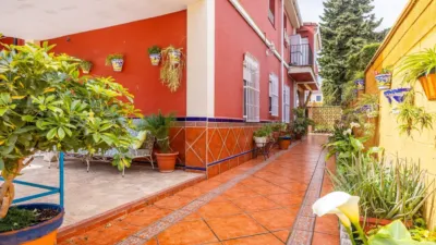 Chalet en venta en Las Almenas, Las Almenas (Tomares) de 419.900 €