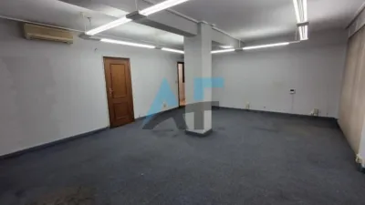 Oficina en alquiler en Calle de Florentino Cuevillas, Centro (Ourense Capital) de 550 €<span>/mes</span>