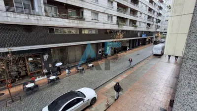 Oficina en alquiler en Calle de Florentino Cuevillas, Centro (Ourense Capital) de 550 €<span>/mes</span>