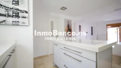 Chalet en alquiler en Calicanto, Chiva de 1.800 €<span>/mes</span>
