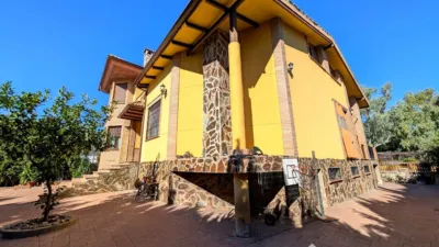 Chalet on Radio Faro Street photo 4
