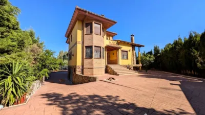 Chalet on Radio Faro Street photo 5
