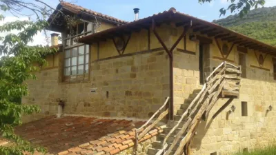 Rustic farm on Calle Pb Gallejones, No. 21 photo 2