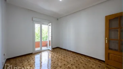 Piso en alquiler en Calle de San Gumersindo - Imagen 2