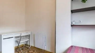 Piso en alquiler en Calle Real de Cartuja, cerca de Calle Acera de San Idelfonso, San Ildefonso (Hospital Real) (Distrito Beiro. Granada Capital) de 1.095 €<span>/mes</span>