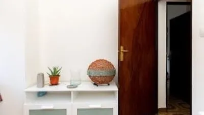 Piso en alquiler en Calle Real de Cartuja, cerca de Calle Acera de San Idelfonso, San Ildefonso (Hospital Real) (Distrito Beiro. Granada Capital) de 1.095 €<span>/mes</span>