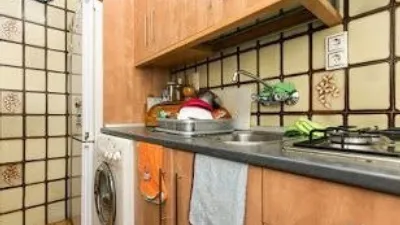 Piso en alquiler en Calle Real de Cartuja, cerca de Calle Acera de San Idelfonso, San Ildefonso (Hospital Real) (Distrito Beiro. Granada Capital) de 1.095 €<span>/mes</span>
