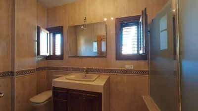 Chalet en alquiler en Granada, Carretera de la Sierra (Distrito Genil. Granada Capital) de 1.500 €<span>/mes</span>