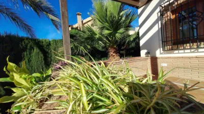 Chalet en alquiler en Granada, Carretera de la Sierra (Distrito Genil. Granada Capital) de 1.500 €<span>/mes</span>