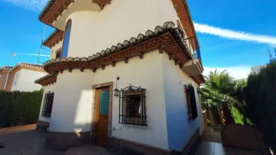 Chalet en alquiler en Granada, Carretera de la Sierra (Distrito Genil. Granada Capital) de 1.500 €<span>/mes</span>