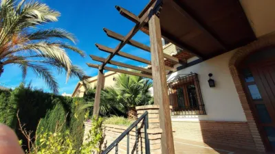 Chalet en alquiler en Granada, Carretera de la Sierra (Distrito Genil. Granada Capital) de 1.500 €<span>/mes</span>