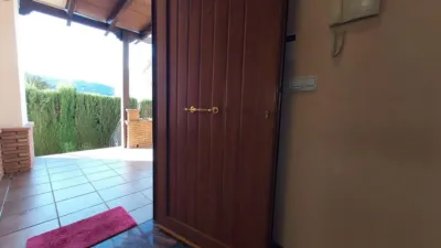 Chalet en alquiler en Granada, Carretera de la Sierra (Distrito Genil. Granada Capital) de 1.500 €<span>/mes</span>