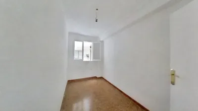 Flat in Centre-Can Mariner photo 13
