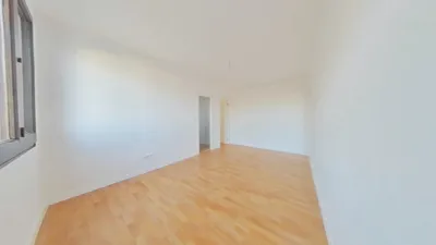 Apartment in Centre photo 8