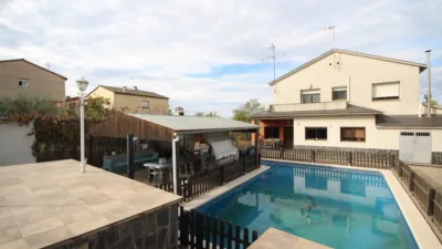 Casa en venta en La Miranda, Lliçà de Vall de 398.000 €