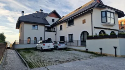 Duplex on Avenida de Zugazarte photo 4
