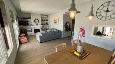 Chalet en alquiler en 1A Linea de Playa, Miramar de 1.800 €<span>/mes</span>