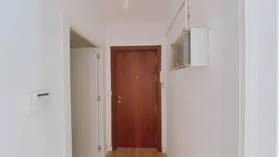 Flat in Centre-Station Area-Passeig de Joan Maragall photo 17