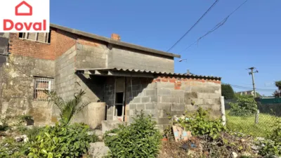 Casa en venta en Camino Freixeiro, 3, Alcabre-Navia-Comesaña (Vigo) de 231.000 €