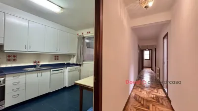 Piso en venta en Calle del Alcalde Vázquez Varela, 6, Praza España-Zona Corte Inglés (Distrito Casco Urbano. Vigo) de 242.000 €