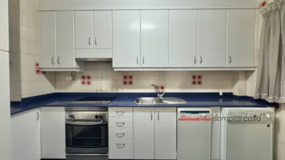 Piso en venta en Calle del Alcalde Vázquez Varela, 6, Praza España-Zona Corte Inglés (Distrito Casco Urbano. Vigo) de 242.000 €