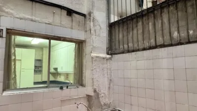 Piso en venta en Calle del Alcalde Vázquez Varela, 6, Praza España-Zona Corte Inglés (Distrito Casco Urbano. Vigo) de 242.000 €