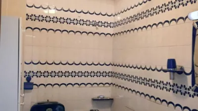 Piso en venta en Calle del Alcalde Vázquez Varela, 6, Praza España-Zona Corte Inglés (Distrito Casco Urbano. Vigo) de 242.000 €