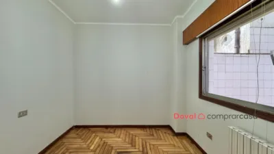 Piso en venta en Calle del Alcalde Vázquez Varela, 6, Praza España-Zona Corte Inglés (Distrito Casco Urbano. Vigo) de 242.000 €