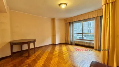 Piso en venta en Calle del Alcalde Vázquez Varela, 6, Praza España-Zona Corte Inglés (Distrito Casco Urbano. Vigo) de 242.000 €