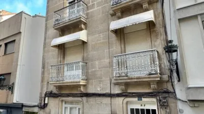 Piso en venta en Calle de Gil, Centro-Areal (Distrito Casco Urbano. Vigo) de 330.000 €