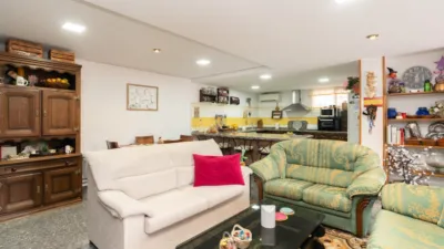 Casa en venta en Calle Indira Ghandi, Zona Norte (Motril) de 350.000 €