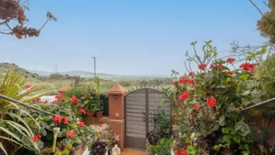 Casa en venta en Calle Indira Ghandi, Zona Norte (Motril) de 350.000 €