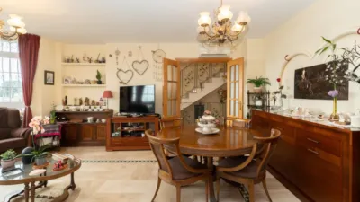 Casa en venta en Calle Indira Ghandi, Zona Norte (Motril) de 350.000 €