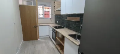 Piso en venta en Calle Ramos, cerca de Calle Lepanto, Plaza de Toros-Santa Rita (Almería Capital) de 105.000 €