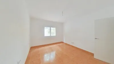 Flat in La Torre-roja-Campreciós-Grup Sant Jordi photo 10