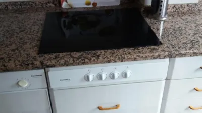 Piso en alquiler en Calle de Santa Isabel, Centro (Segovia Capital) de 1.050 €<span>/mes</span>