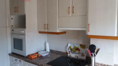 Piso en alquiler en Calle de Santa Isabel, Centro (Segovia Capital) de 1.050 €<span>/mes</span>