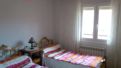 Piso en alquiler en Calle de Santa Isabel, Centro (Segovia Capital) de 1.050 €<span>/mes</span>