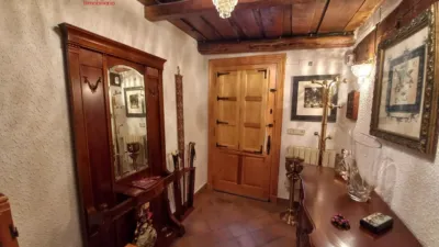 Chalet en venta en Junto Ayuntamiento, Torrecaballeros de 870.000 €