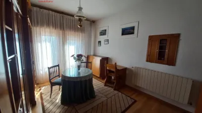 Chalet en venta en Junto Ayuntamiento, Torrecaballeros de 870.000 €