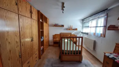 Chalet en venta en Junto Ayuntamiento, Torrecaballeros de 870.000 €