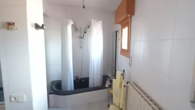 Chalet en venta en Junto Ayuntamiento, Torrecaballeros de 870.000 €