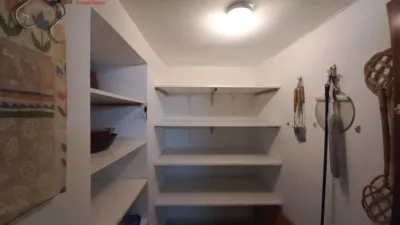 Chalet en venta en Junto Ayuntamiento, Torrecaballeros de 870.000 €