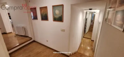 Piso en alquiler en Travesía del Patín, Plaza Mayor-San Agustín (Segovia Capital) de 2.200 €<span>/mes</span>