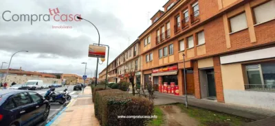 Piso en alquiler en Avenida de la Vía Roma, cerca de Calle de San Gabriel, Vía Romana (Segovia Capital) de 1.200 €<span>/mes</span>