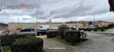 Piso en alquiler en Avenida de la Vía Roma, cerca de Calle de San Gabriel, Vía Romana (Segovia Capital) de 1.200 €<span>/mes</span>