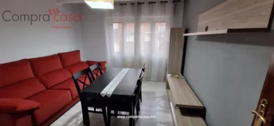 Piso en alquiler en Calle de José Zorrilla, cerca de Calle del Rancho, José Zorrilla-Padre Claret (Segovia Capital) de 900 €<span>/mes</span>