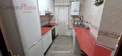 Piso en alquiler en Calle de José Zorrilla, cerca de Calle del Rancho, José Zorrilla-Padre Claret (Segovia Capital) de 900 €<span>/mes</span>