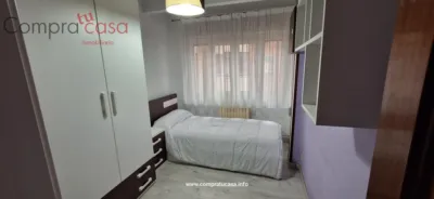 Piso en alquiler en Calle de José Zorrilla, cerca de Calle del Rancho, José Zorrilla-Padre Claret (Segovia Capital) de 900 €<span>/mes</span>