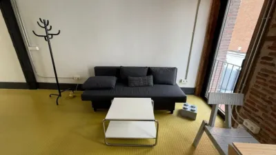 Estudio en alquiler en Cuatro Caminos - Imagen 3